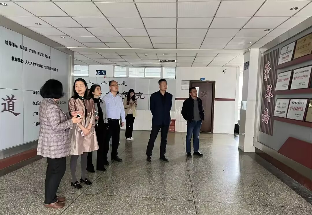 ABgR_1680765556467005554.jpg 2.jpg