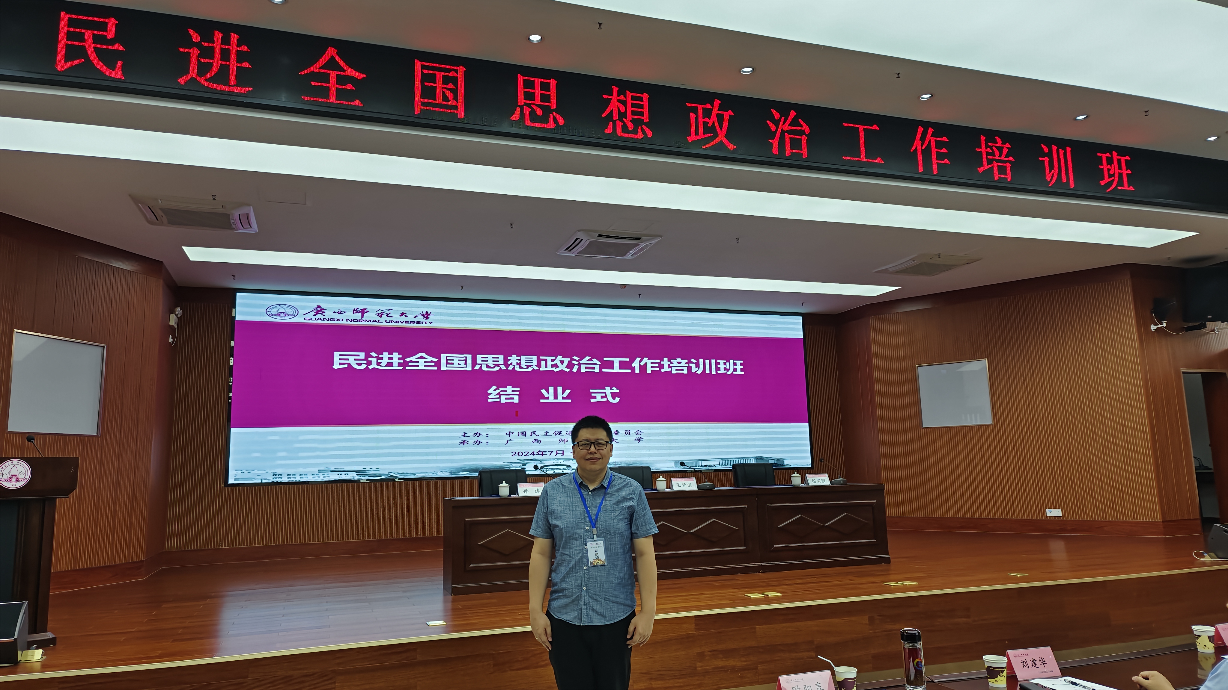 ADzB_1721119270568020635.jpg ADzB_1721119270568020635.jpg